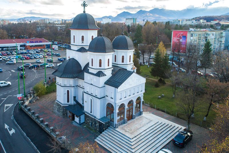 Biserica Mina și Sf. Vasile Cel Mare" - Protopopiatul Ortodox Brasov